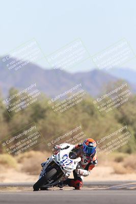 media/Nov-02-2025-CVMA (Sun) [[337aff29ab]]/Race 8-Formula Lightweight Twins Shootout/